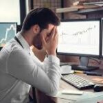 Investing Mistakes Beginners Make (And How to Avoid Them)